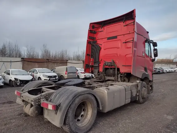 Седельный тягач Renault T-Series 2017 года б/у фото 7