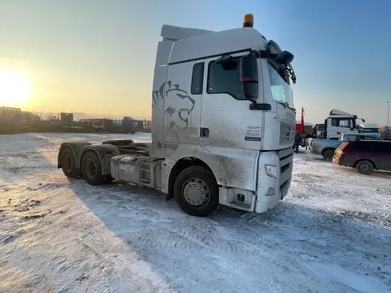 Седельный тягач SITRAK c7h 2023 года б/у