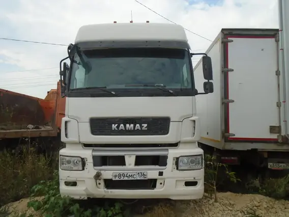 Седельный тягач Камаз 5490 2020 года б/у