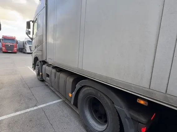 Седельный тягач Volvo FH 2018 года б/у фото 4