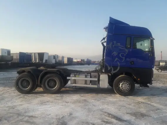 Седельный тягач SITRAK c7h 2022 года б/у фото 3