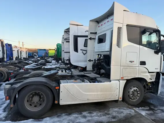 Седельный тягач Foton Auman EST A 2023 года б/у фото 4