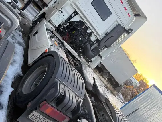 Седельный тягач Foton Auman EST A 2023 года б/у фото 7