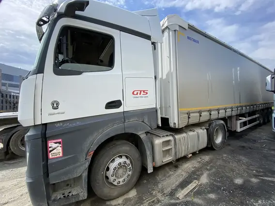 Седельный тягач Mercedes-Benz Actros 2020 года б/у фото 3