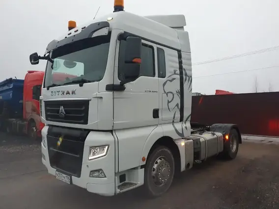 Седельный тягач SITRAK c7h 2023 года б/у фото 3