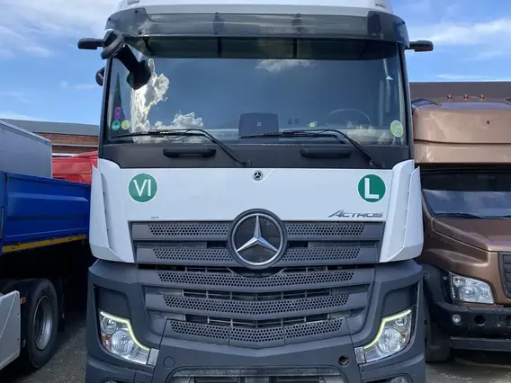 Седельный тягач Mercedes-Benz Actros 2020 года б/у