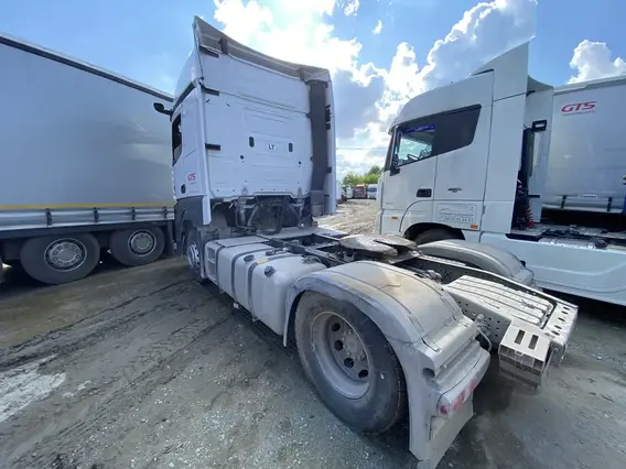 Седельный тягач Mercedes-Benz Actros 2020 года б/у фото 4