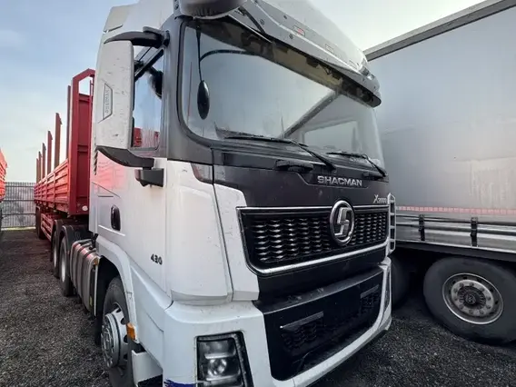 Седельный тягач Shacman SX42584V324 2023 года б/у