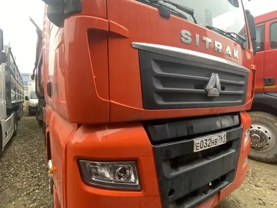 Седельный тягач SITRAK c7h 2022 года б/у
