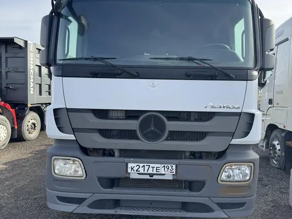Седельный тягач Mercedes-Benz Actros 2017 года б/у фото 2