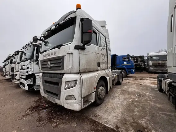 Седельный тягач SITRAK c7h 2022 года б/у фото 3