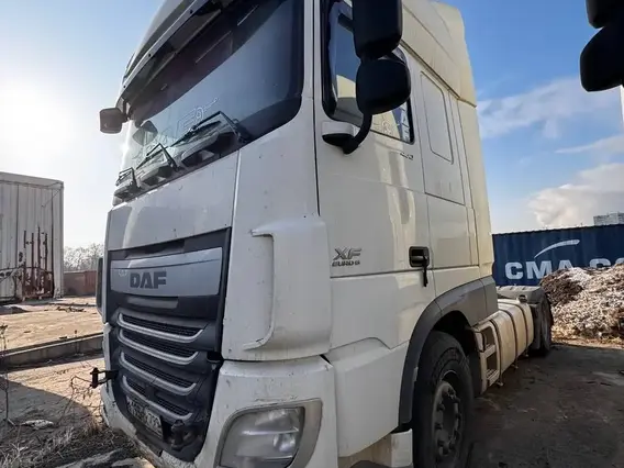 Седельный тягач DAF XF 2017 года б/у фото 3