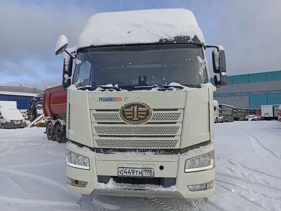 Седельный тягач FAW JH6 2023 года б/у фото 2