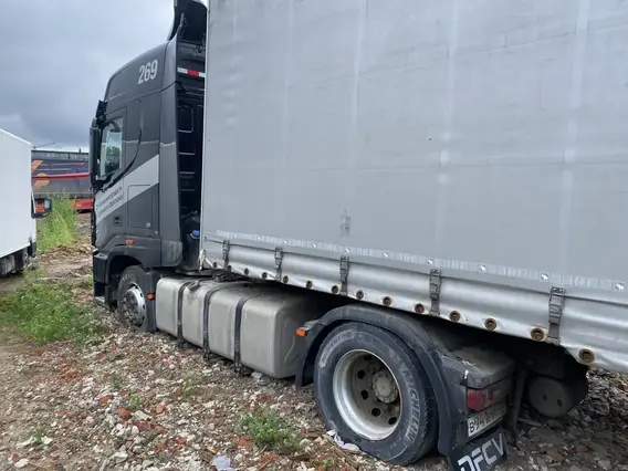 Седельный тягач Dongfeng DFH4180 2023 года б/у фото 5