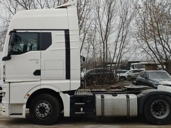 Седельный тягач MAN TGX 2021 года б/у фото 9