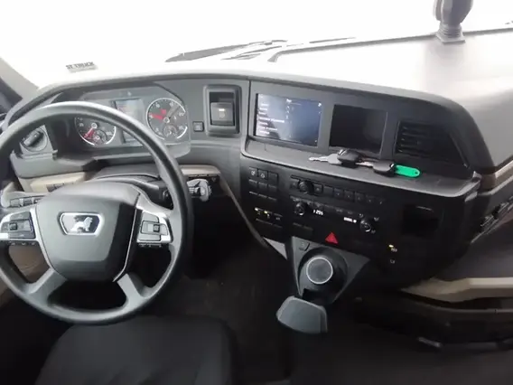 Седельный тягач MAN TGX 2021 года б/у фото 10