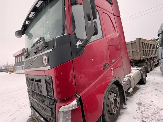Седельный тягач Volvo FH 2017 года б/у фото 2