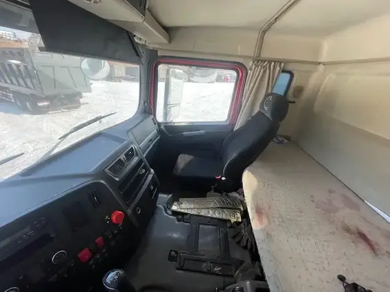 Седельные тягачи Shacman SX42586V385 2022 года б/у фото 10