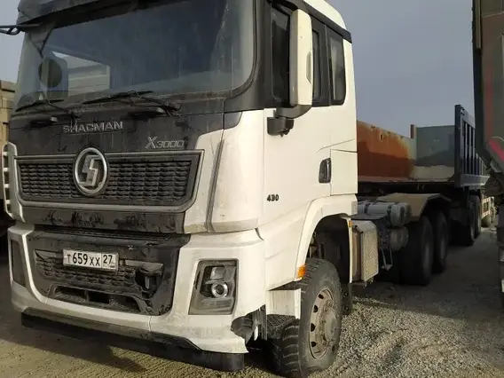 Седельные тягачи Shacman SX42586V385 2023 года б/у фото 2