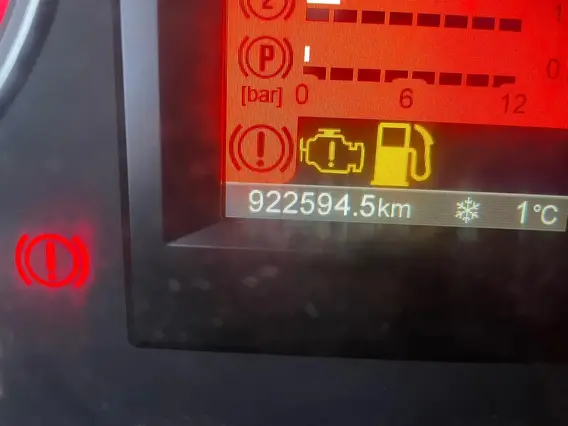 Седельный тягач Scania P 2014 года б/у фото 10