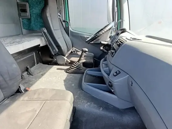 Седельный тягач Камаз 5490 2017 года б/у фото 8