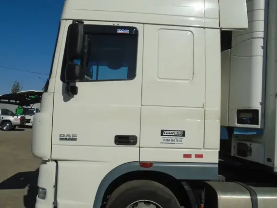 Седельный тягач DAF XF 2017 года б/у фото 6