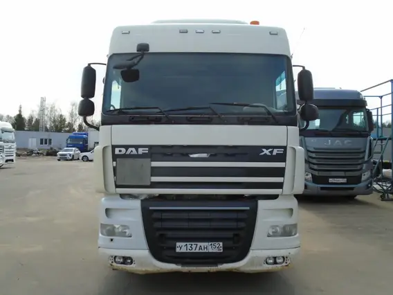 Седельный тягач DAF XF 2017 года б/у фото 3