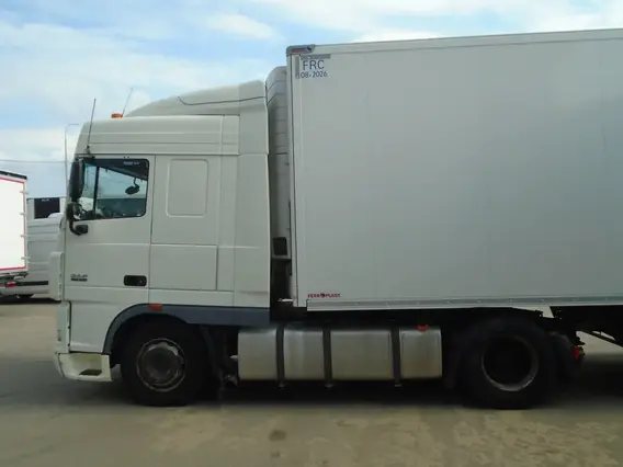 Седельный тягач DAF XF 2017 года б/у фото 6