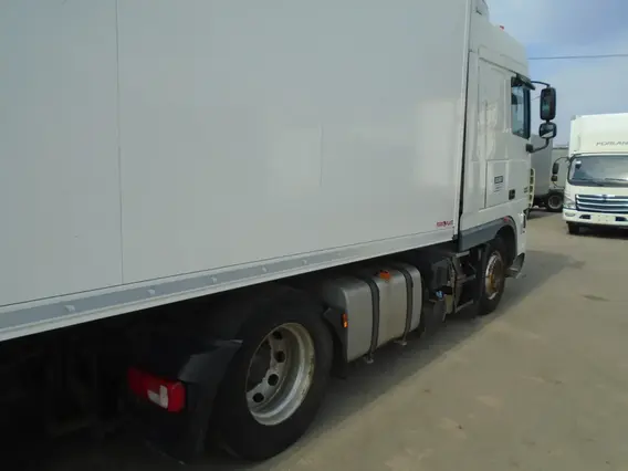 Седельный тягач DAF XF 2017 года б/у фото 7