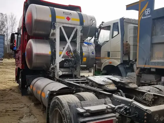 Седельный тягач Shacman SX4189XD1TLQ2 2023 года б/у фото 4