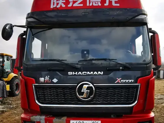 Седельный тягач Shacman SX4189XD1TLQ2 2023 года б/у фото 2