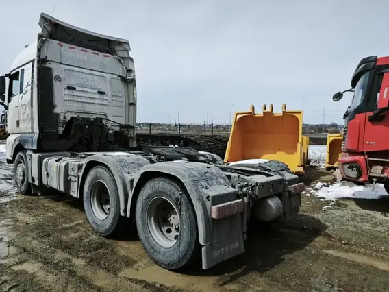 Седельный тягач SITRAK c7h 2022 года б/у фото 3