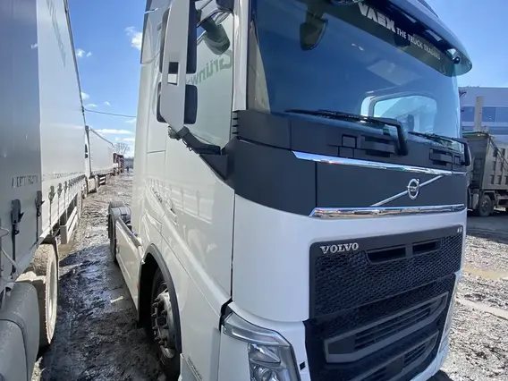 Седельный тягач Volvo FH 2018 года б/у