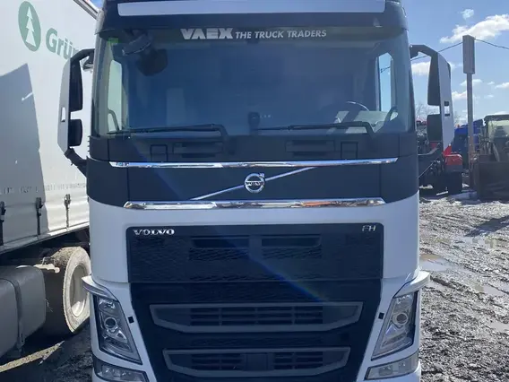 Седельный тягач Volvo FH 2018 года б/у фото 2