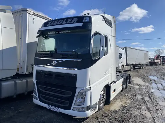 Седельный тягач Volvo FH 2018 года б/у фото 3