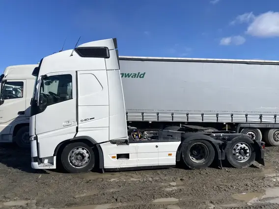 Седельный тягач Volvo FH 2018 года б/у фото 4