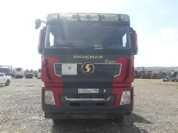 Седельный тягач Shacman SX42586V385 2022 года б/у