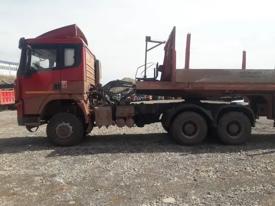 Седельный тягач Shacman SX42586V385 2022 года б/у фото 2