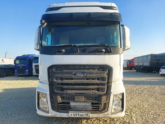 Седельный тягач Ford Trucks 2022 года б/у фото 3