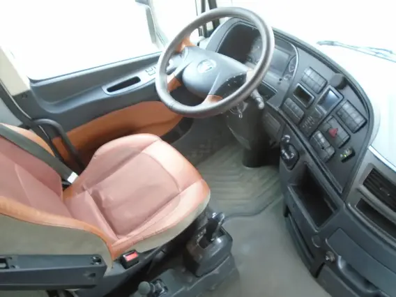 Седельный тягач Foton Auman EST A 2022 года б/у фото 9