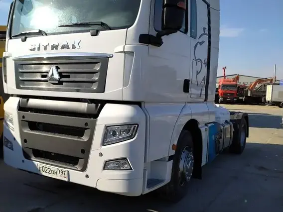 Седельный тягач SITRAK c7h 2023 года б/у