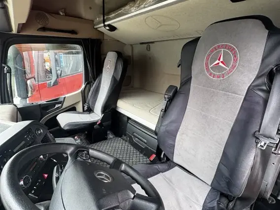Седельный тягач Mercedes-Benz Actros 2021 года б/у фото 4