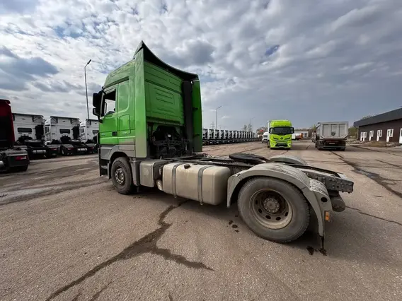 Седельный тягач Mercedes-Benz Actros 2018 года б/у фото 5