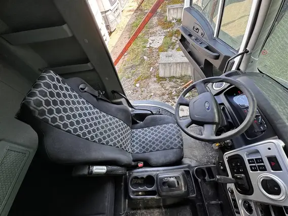 Седельный тягач Ford Cargo 2020 года б/у фото 7