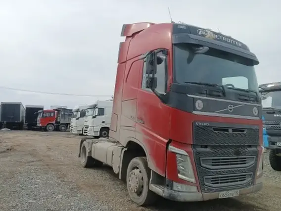 Седельный тягач Mercedes-Benz Actros 2017 года б/у
