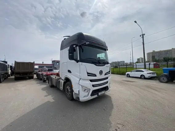 Седельный тягач Shacman SX4188YY381 2023 года б/у