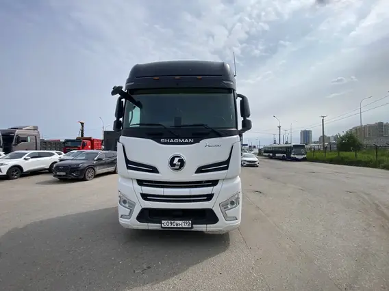 Седельный тягач Shacman SX4188YY381 2023 года б/у фото 2