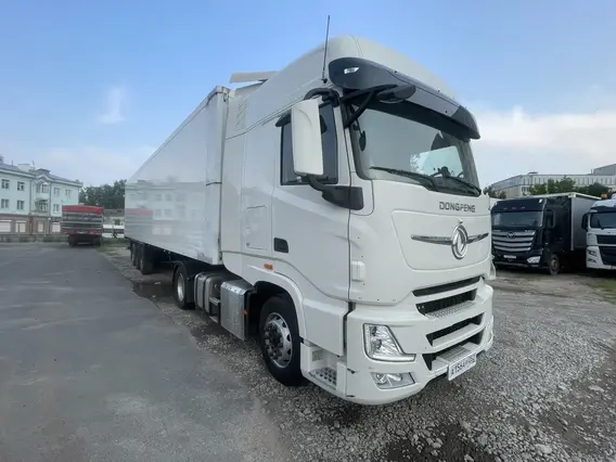 Седельный тягач Dongfeng DFH4271 2023 года б/у