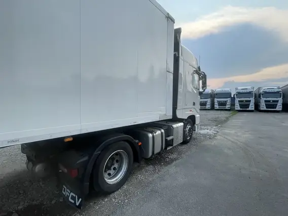 Седельный тягач Dongfeng DFH4271 2023 года б/у фото 6