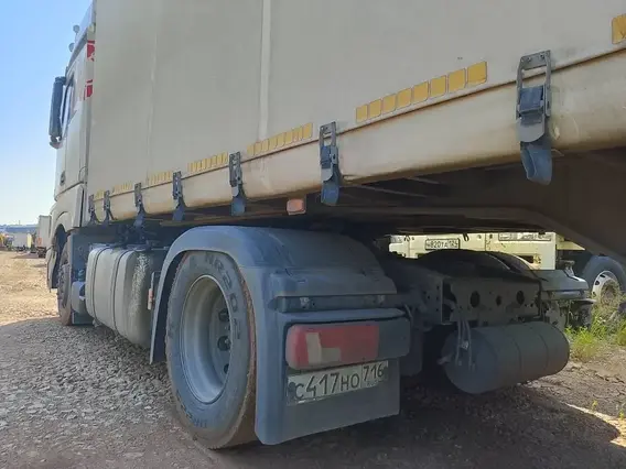 Седельный тягач Mercedes-Benz Actros 2023 года б/у фото 4